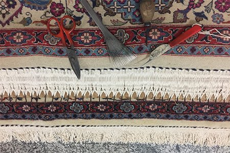 خدمات قالیشویی و رفوگری همزمان فرش شما ارمغان مشهد
