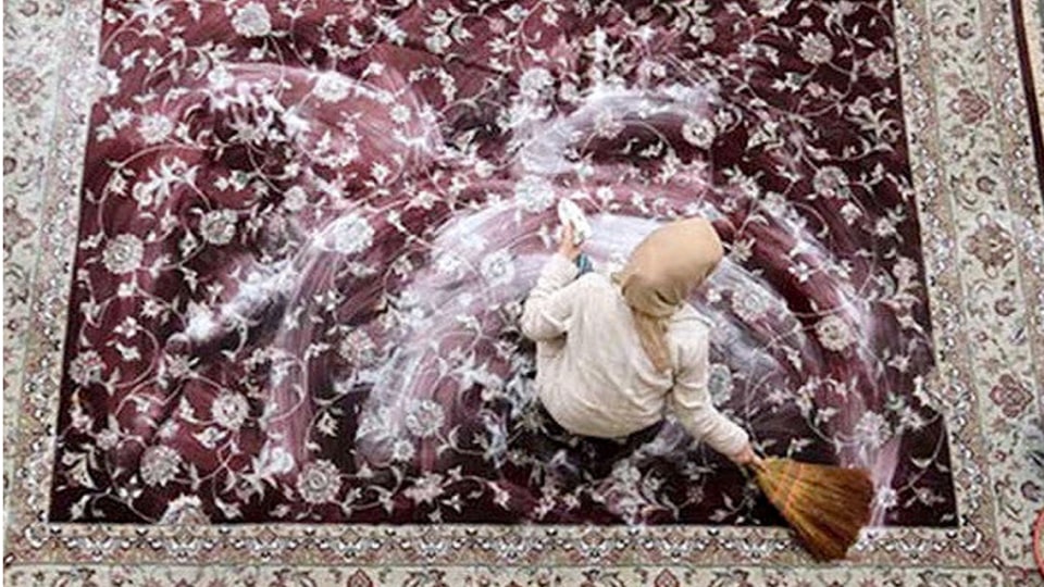 چگونه شستشوی غیراصولی، فرش شما را نابود می‌کند؟